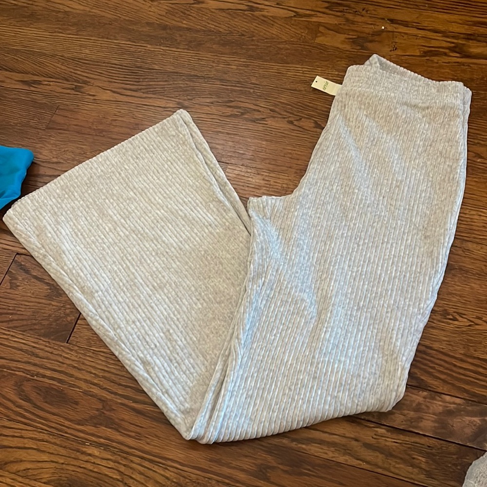 Aerie Flare bottom pants